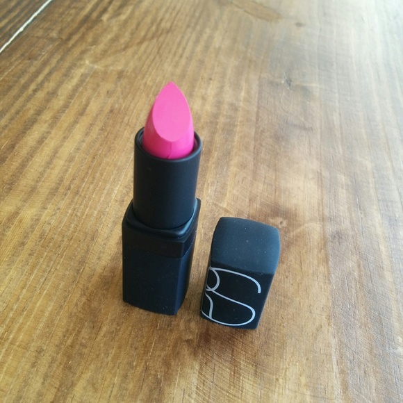 Nars Lipstick - Picture 1 of 2